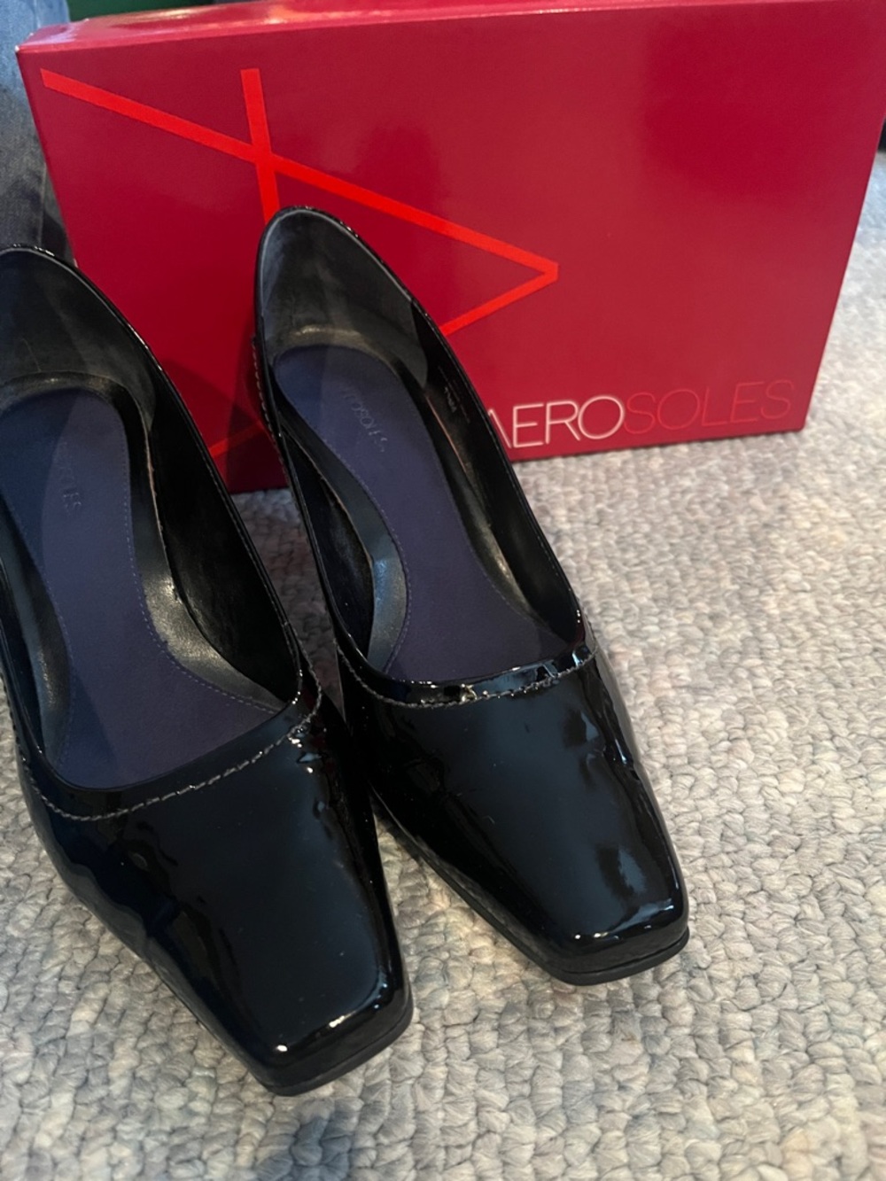 AEROSOLES Black Patent Square-Toe Low Block Heel Pumps